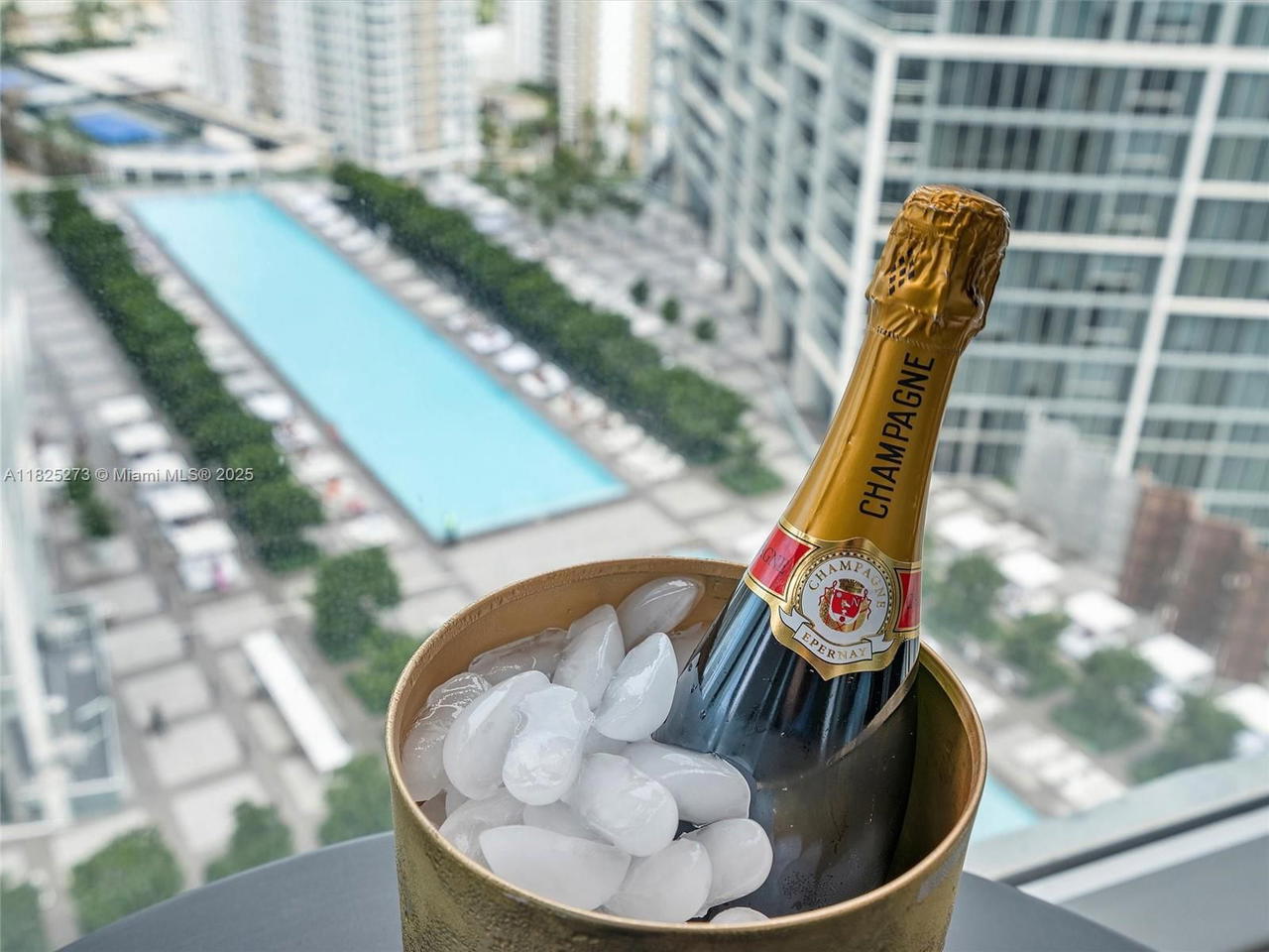 Real estate property located at 485 Brickell Ave #2501, Miami-dade, Icon Brickell Condo No 3, Miami, FL