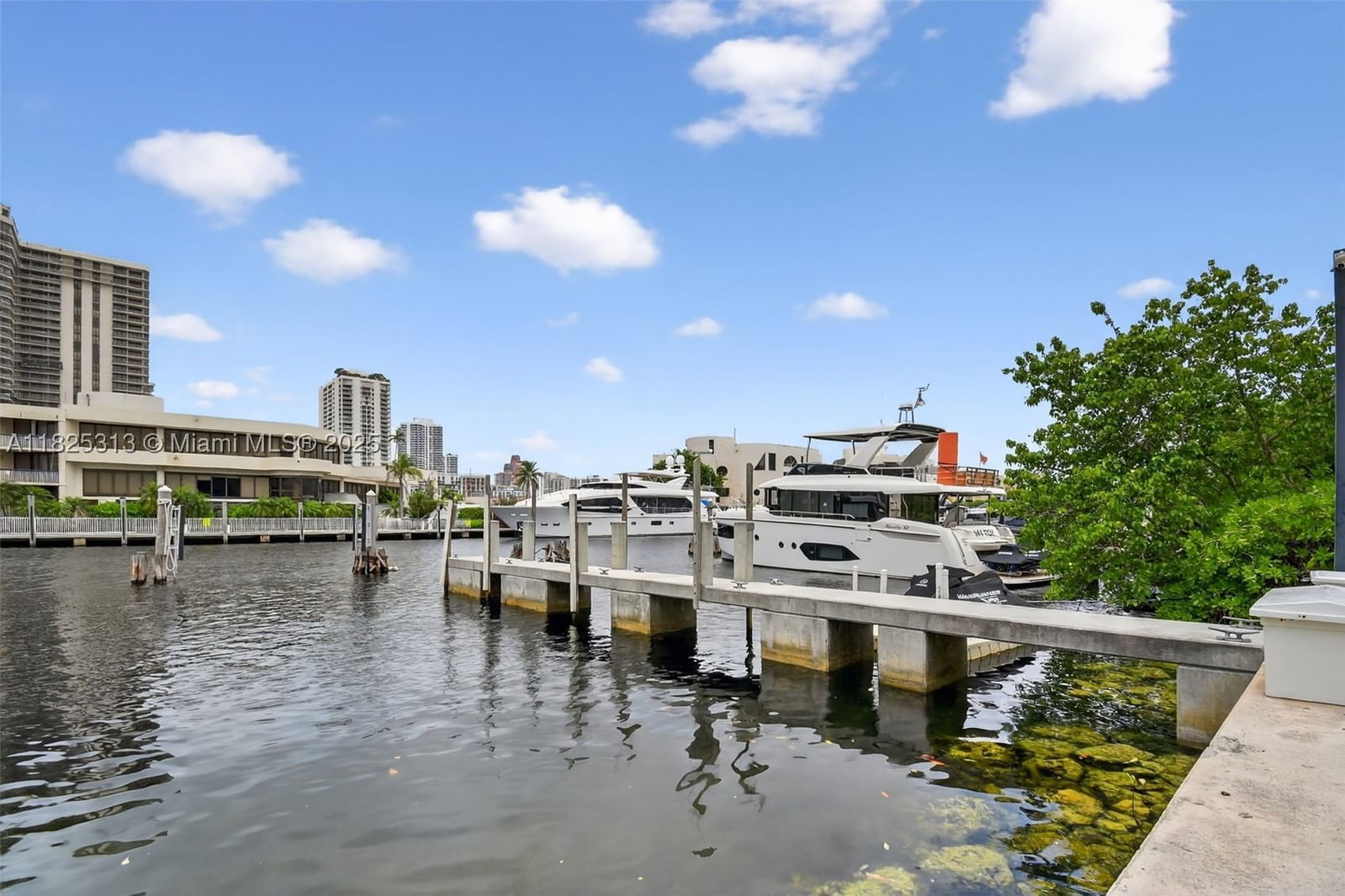 Real estate property located at 19925 39th PL Boat Slip #14, Miami-dade, 5th Addn To Bisc Yacht &, Aventura, FL