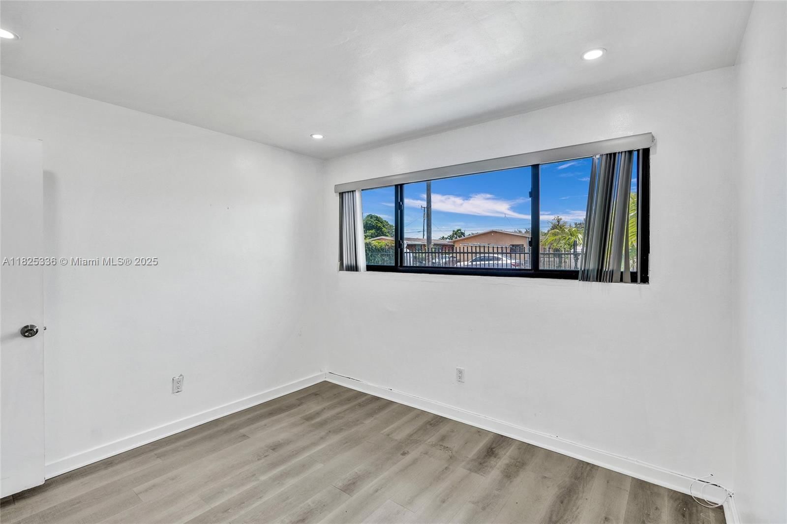 Real estate property located at 1731 155th St, Miami-dade, Rainbow Park, Miami Gardens, FL