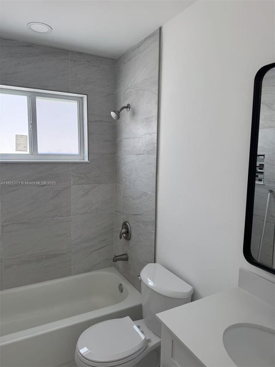 Real estate property located at 366 163rd St, Miami-dade, Fulford Highlands Second, Miami, FL