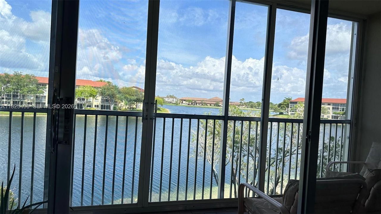 Real estate property located at 12950 13th St #301D, Broward, Hawthorne At Century Villa, Pembroke Pines, FL