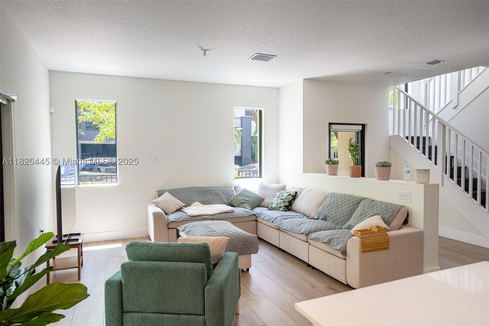 Real estate property located at 4269 83rd Path, Miami-dade, Downtown Doral South Phas, Doral, FL