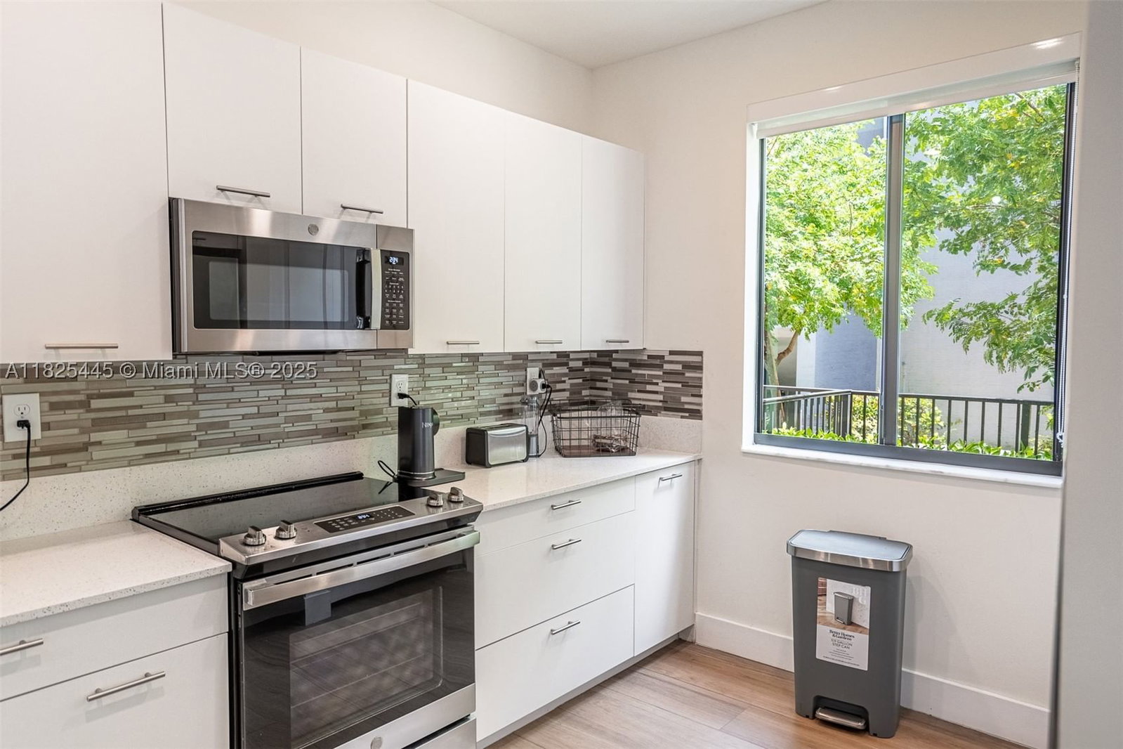 Real estate property located at 4269 83rd Path, Miami-dade, Downtown Doral South Phas, Doral, FL