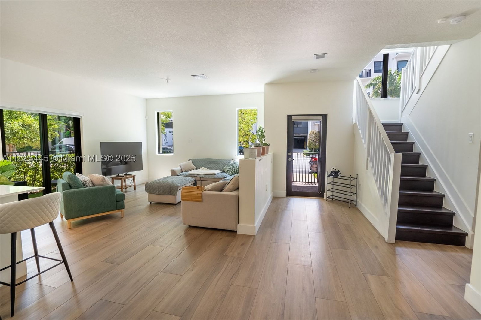 Real estate property located at 4269 83rd Path, Miami-dade, Downtown Doral South Phas, Doral, FL