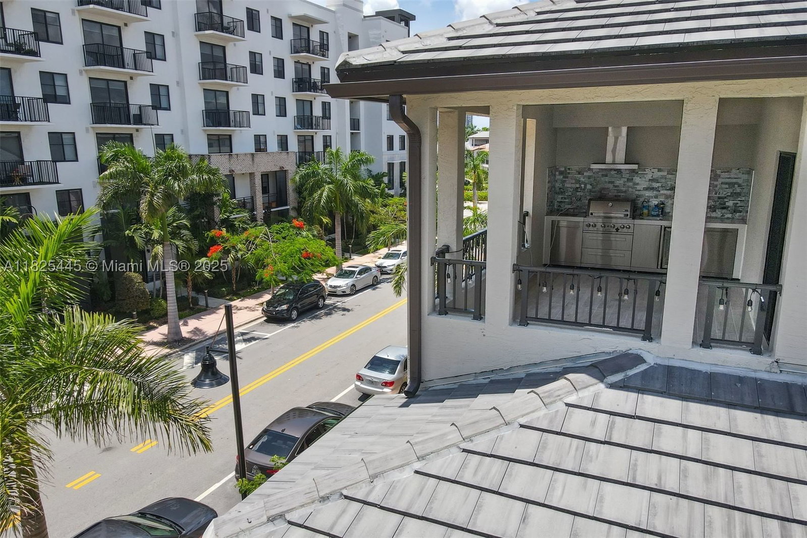 Real estate property located at 4269 83rd Path, Miami-dade, Downtown Doral South Phas, Doral, FL