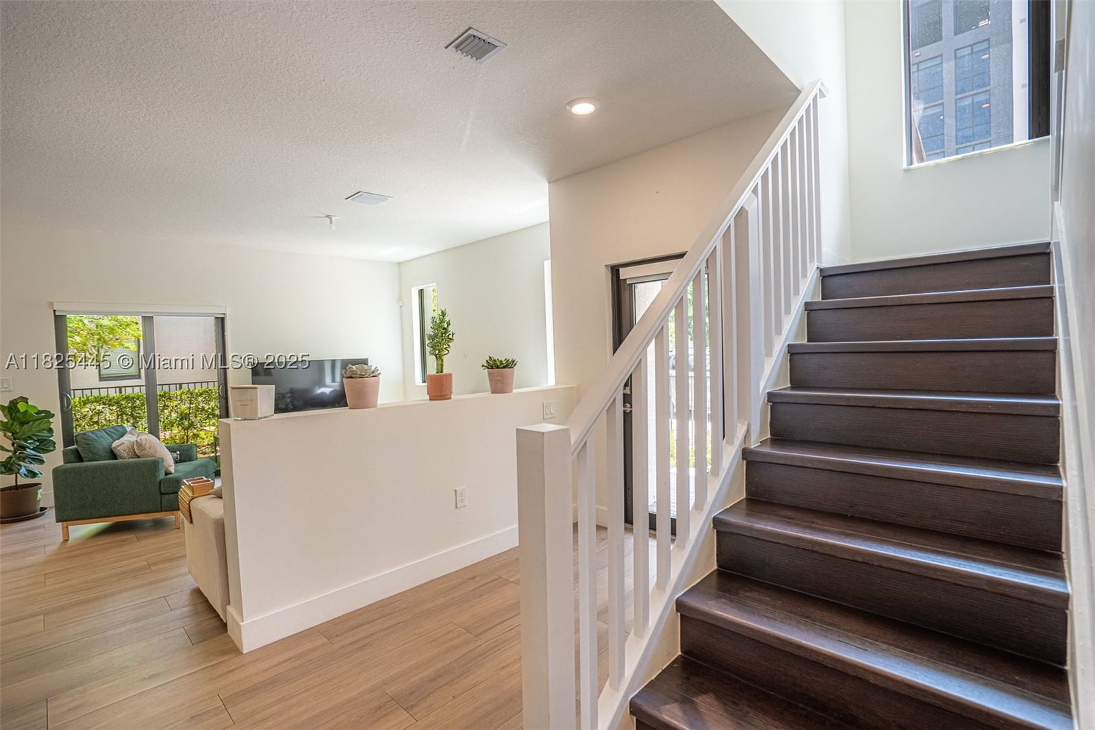 Real estate property located at 4269 83rd Path, Miami-dade, Downtown Doral South Phas, Doral, FL