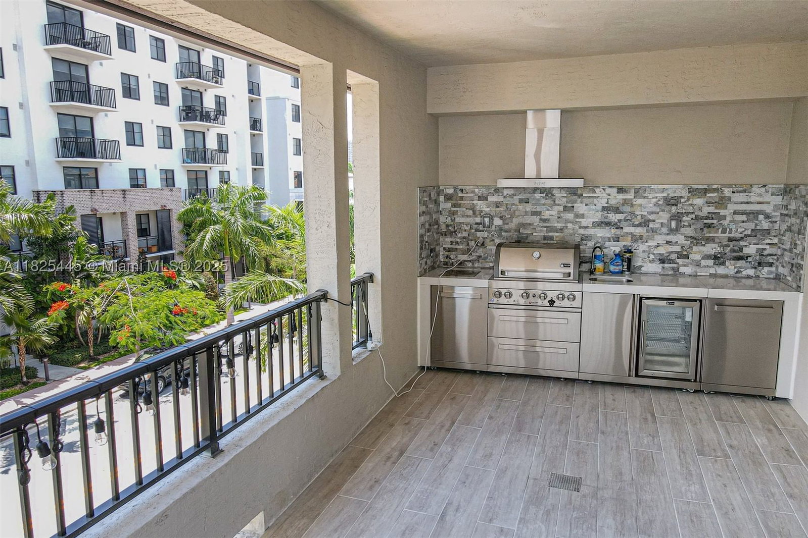 Real estate property located at 4269 83rd Path, Miami-dade, Downtown Doral South Phas, Doral, FL