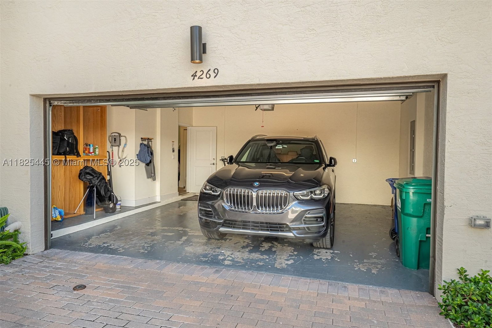 Real estate property located at 4269 83rd Path, Miami-dade, Downtown Doral South Phas, Doral, FL