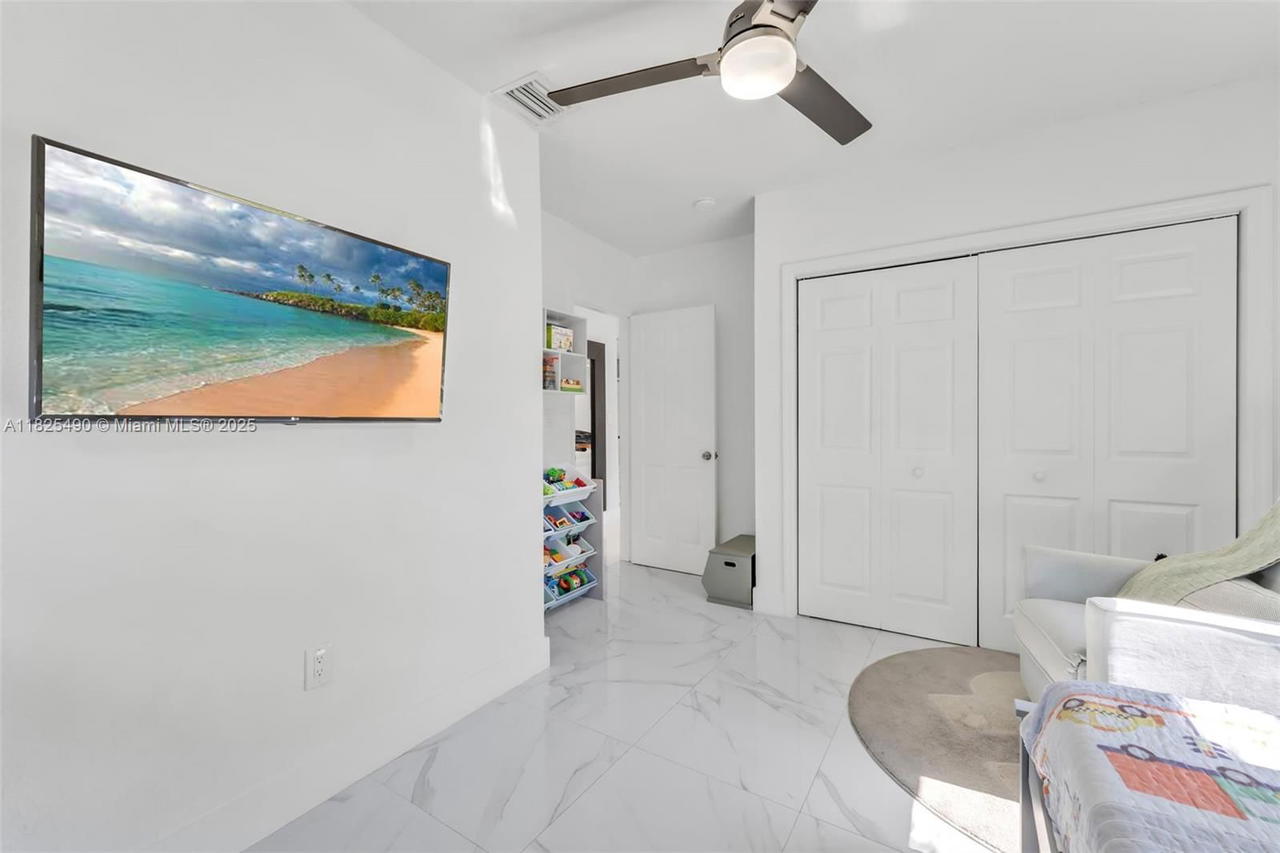 Real estate property located at 18440 20th Ct, Miami-dade, Sun Ray Homes Greynolds P, North Miami Beach, FL