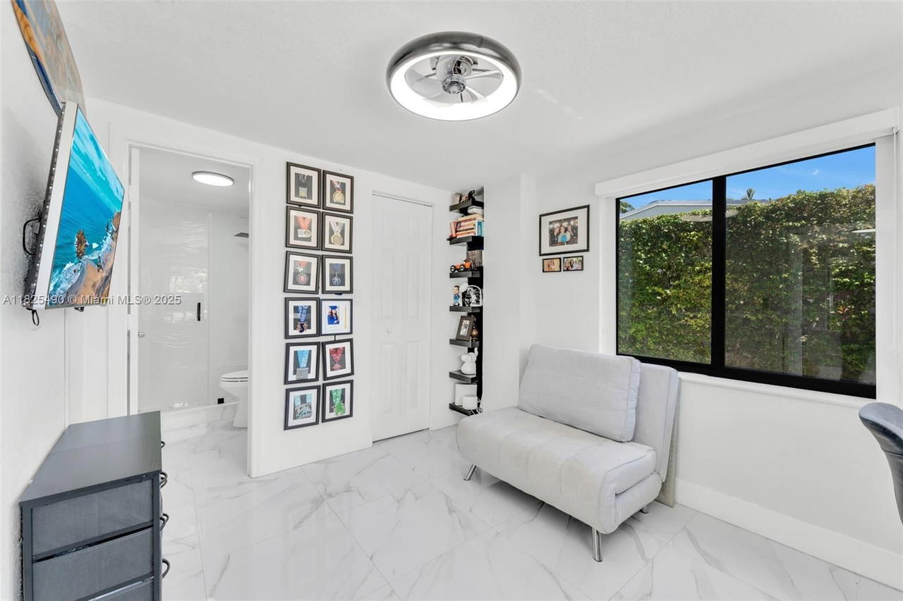 Real estate property located at 18440 20th Ct, Miami-dade, Sun Ray Homes Greynolds P, North Miami Beach, FL