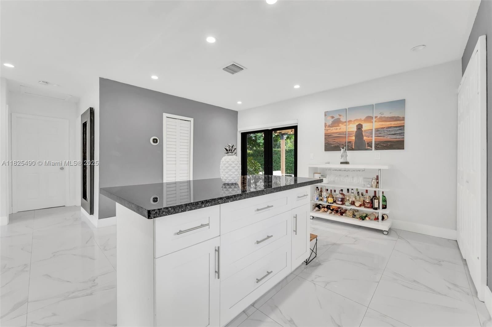 Real estate property located at 18440 20th Ct, Miami-dade, Sun Ray Homes Greynolds P, North Miami Beach, FL