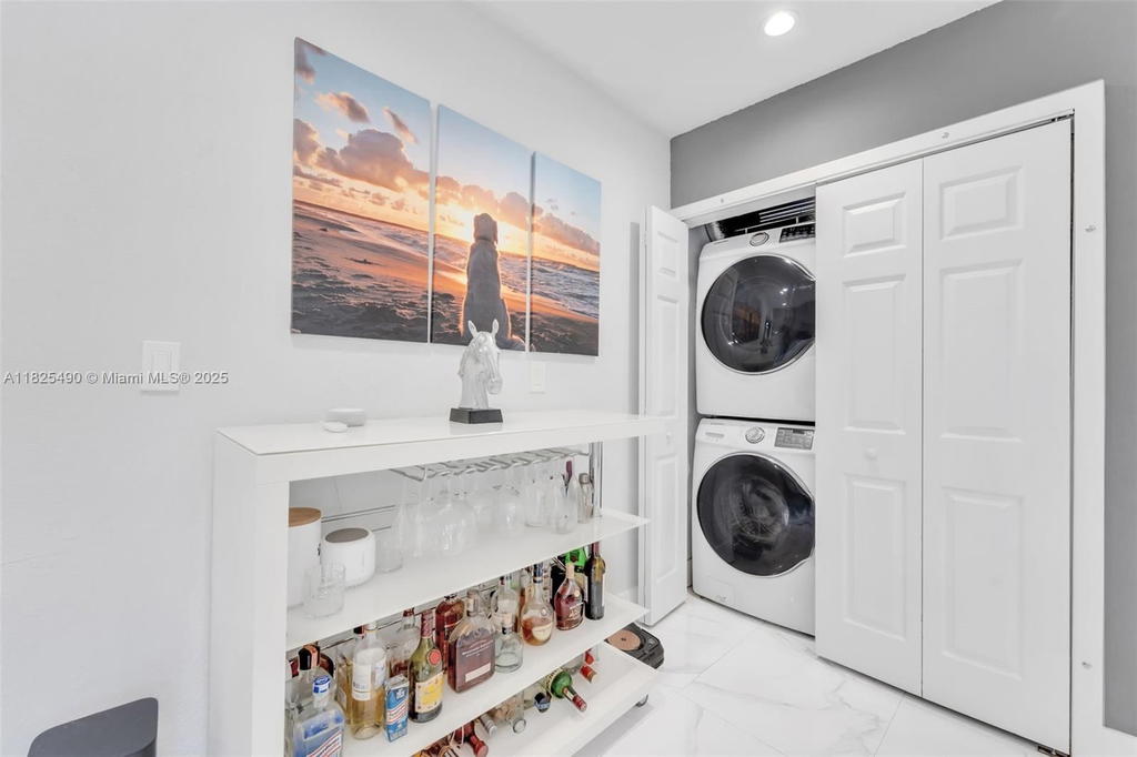 Real estate property located at 18440 20th Ct, Miami-dade, Sun Ray Homes Greynolds P, North Miami Beach, FL