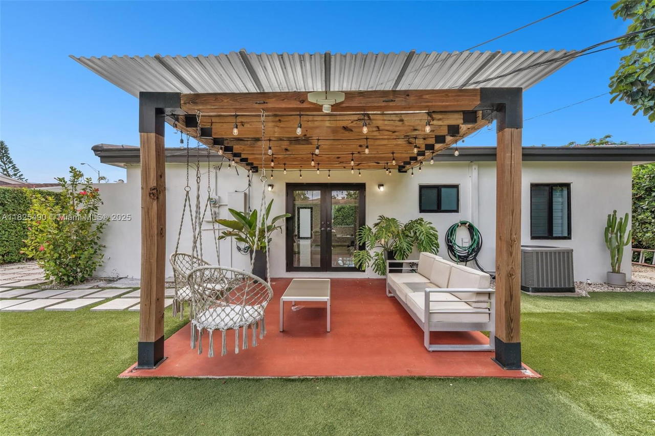 Real estate property located at 18440 20th Ct, Miami-dade, Sun Ray Homes Greynolds P, North Miami Beach, FL
