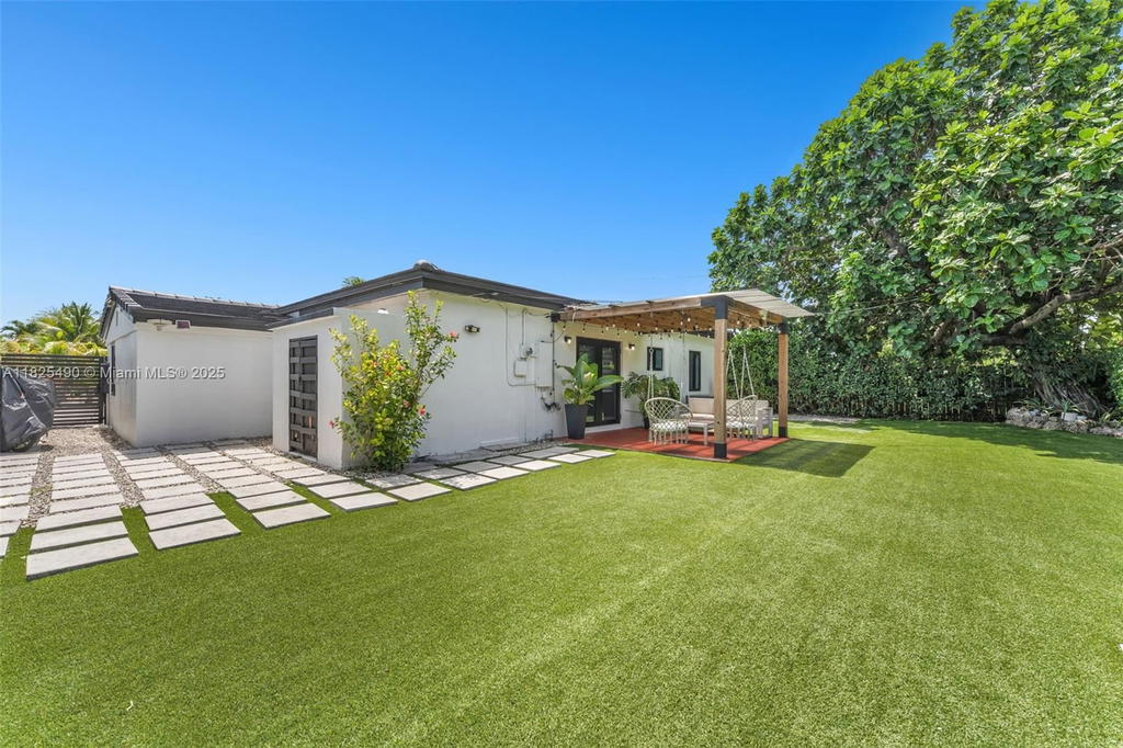 Real estate property located at 18440 20th Ct, Miami-dade, Sun Ray Homes Greynolds P, North Miami Beach, FL