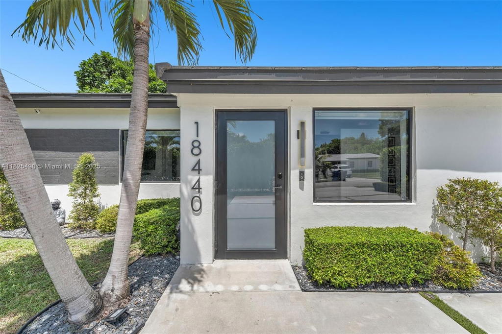 Real estate property located at 18440 20th Ct, Miami-dade, Sun Ray Homes Greynolds P, North Miami Beach, FL