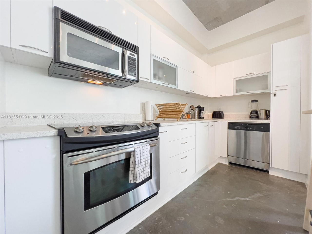 Real estate property located at 133 2nd Ave #1410, Miami-dade, The Loft Downtown Ii Cond, Miami, FL