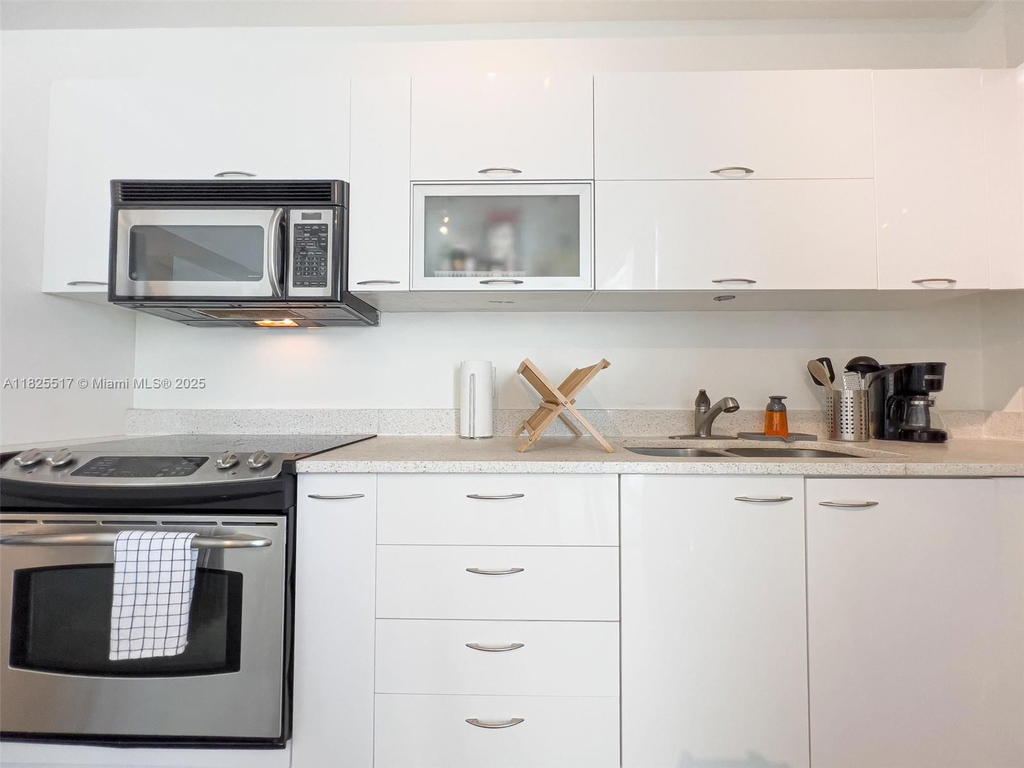 Real estate property located at 133 2nd Ave #1410, Miami-dade, The Loft Downtown Ii Cond, Miami, FL