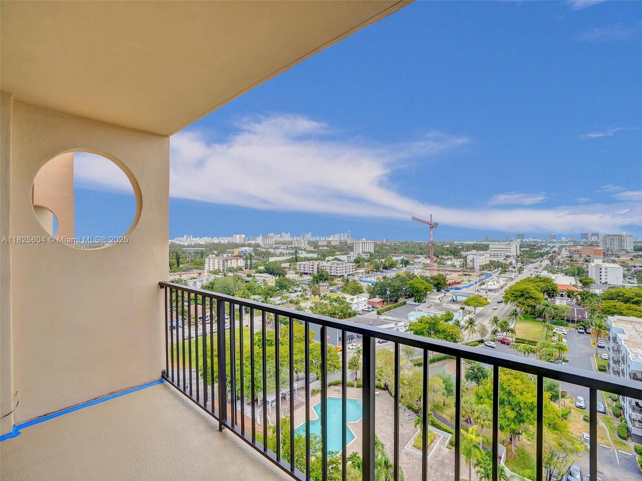 Real estate property located at 1470 123rd St APH9, Miami-dade, Greenwich Ph I Condo, North Miami, FL