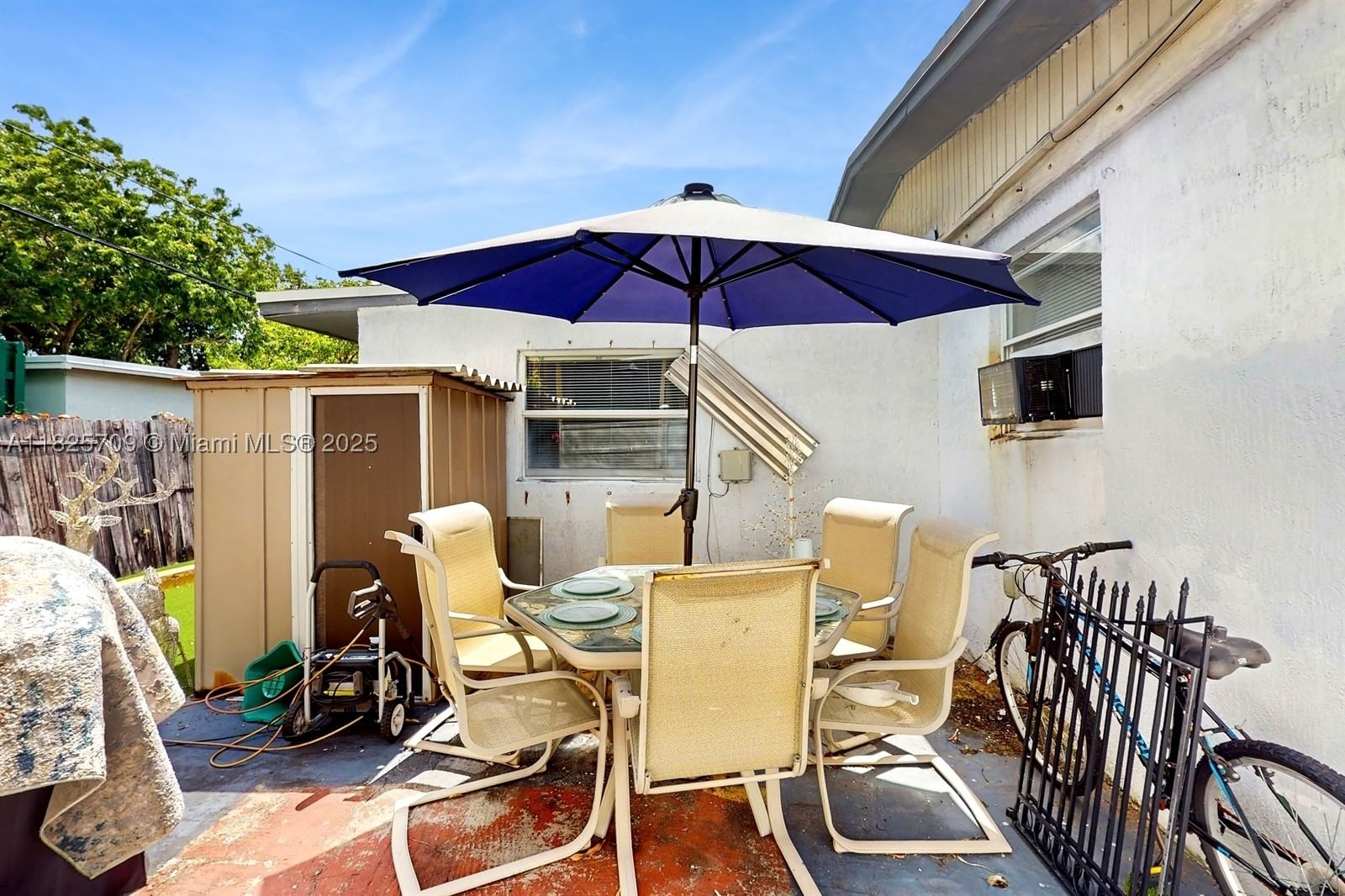 Real estate property located at 5637 40th St, Broward, Sunland Park Section 2, West Park, FL