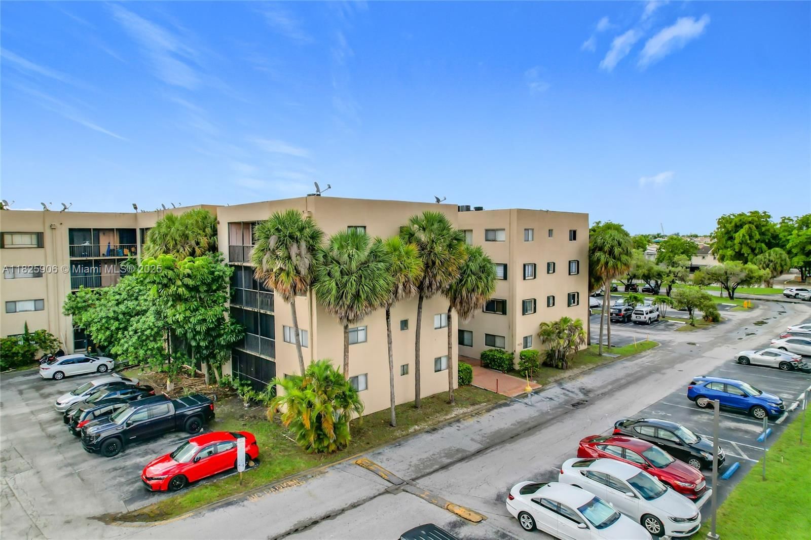 Real estate property located at 8635 8th St #103, Miami-dade, Fox Chase Condo #3, Miami, FL