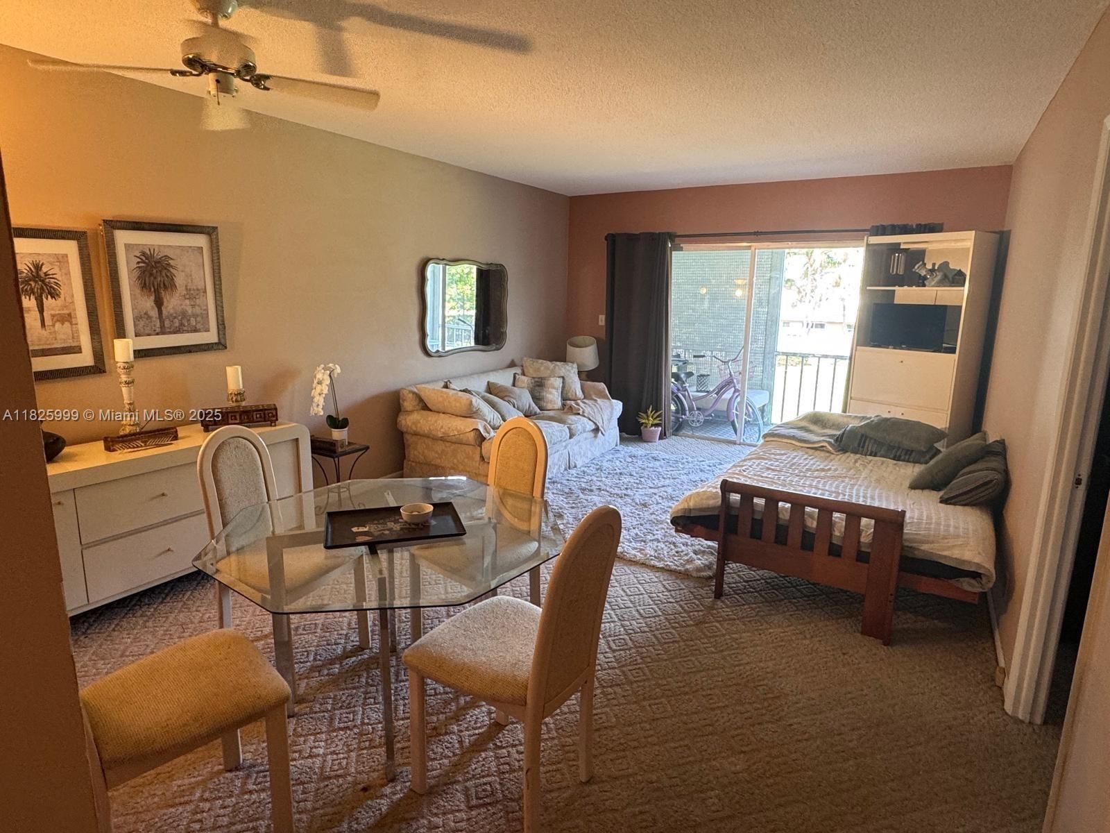Real estate property located at 5200 Washington St #207, Broward, Hillcrest Condo No 1, Hollywood, FL