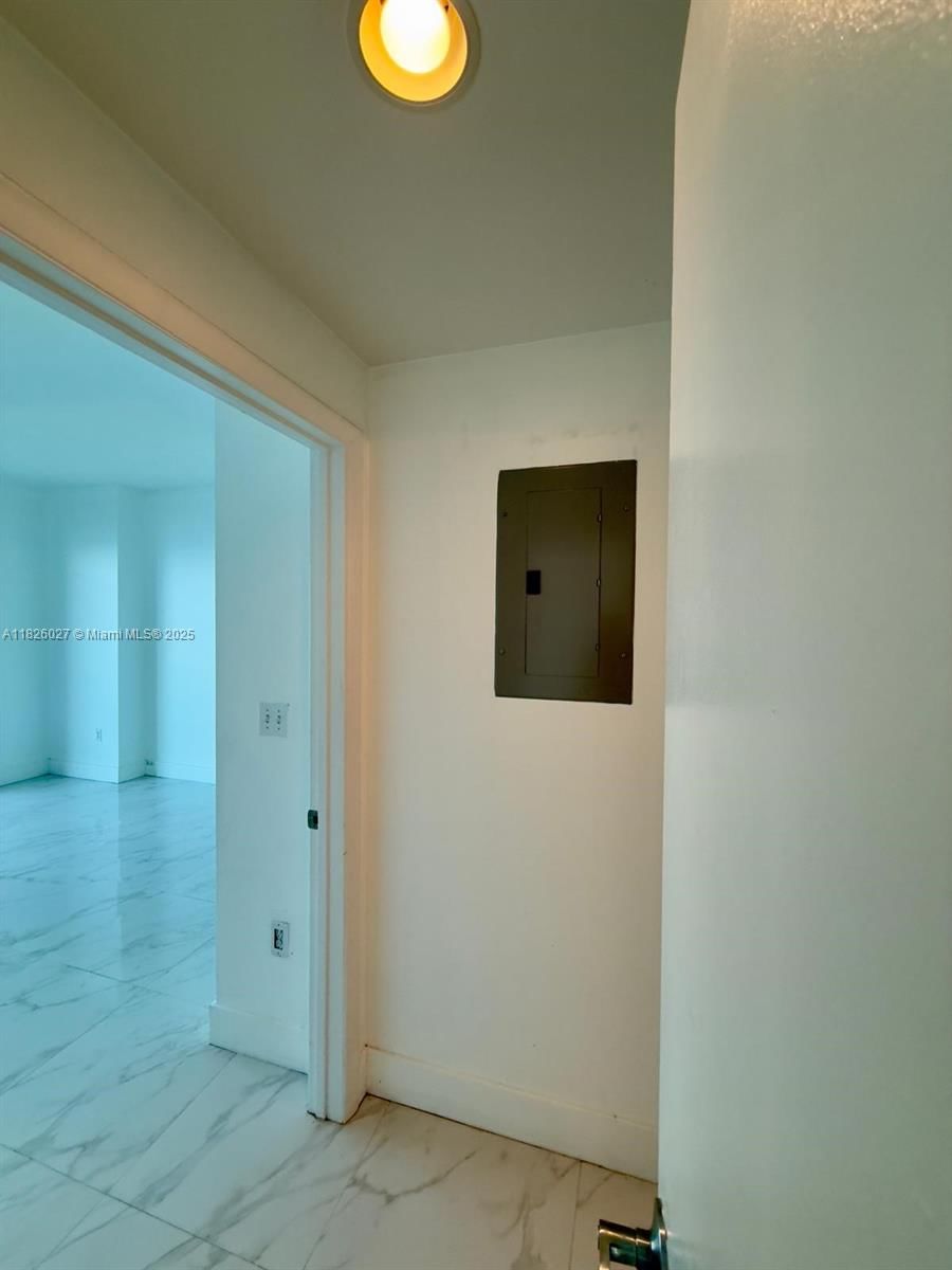 Real estate property located at 244 Biscayne Blvd #2305, Miami-dade, Vizcayne North Condo, Miami, FL