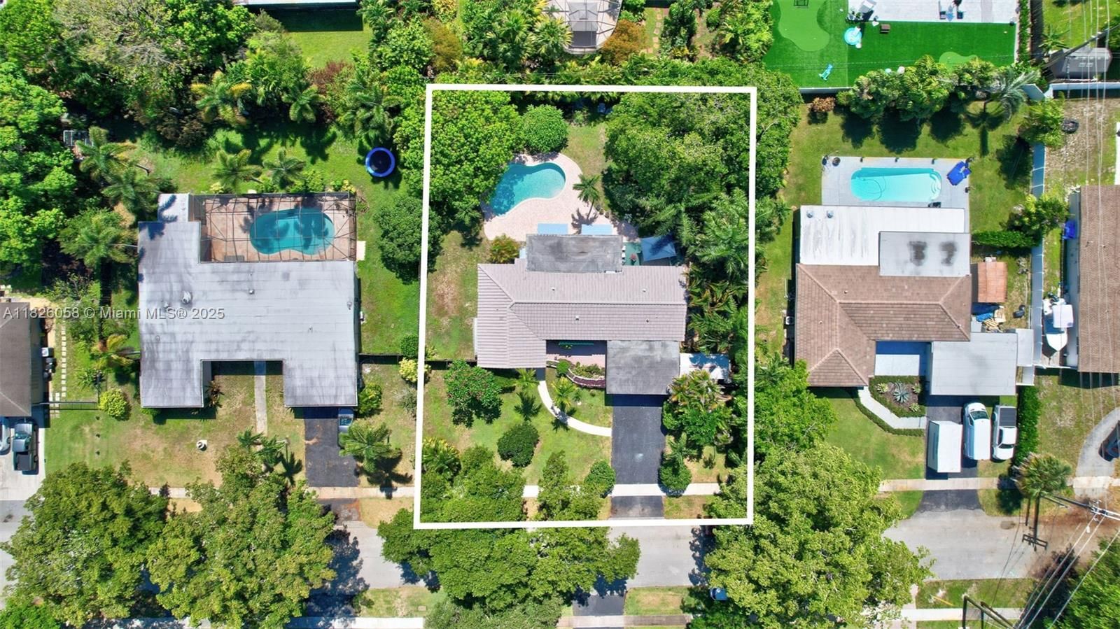 Real estate property located at 861 Oleander Dr, Broward, Plantation Gardens 3rd Se, Plantation, FL