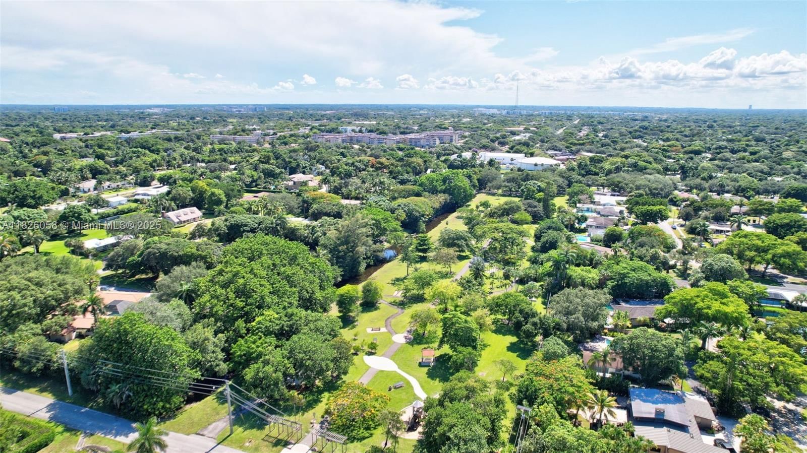 Real estate property located at 861 Oleander Dr, Broward, Plantation Gardens 3rd Se, Plantation, FL
