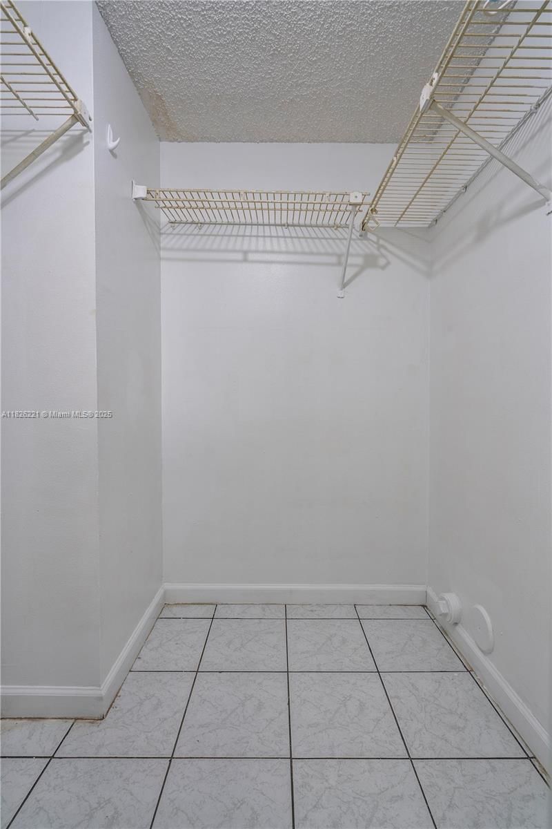 Real estate property located at 1125 Flagler Ave #511, Broward, Village Townhouse-pompano, Pompano Beach, FL