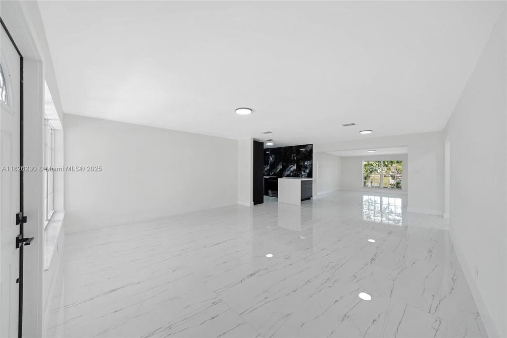 Real estate property located at 6737 27th Ct, Broward, Miramar Sec 3, Miramar, FL