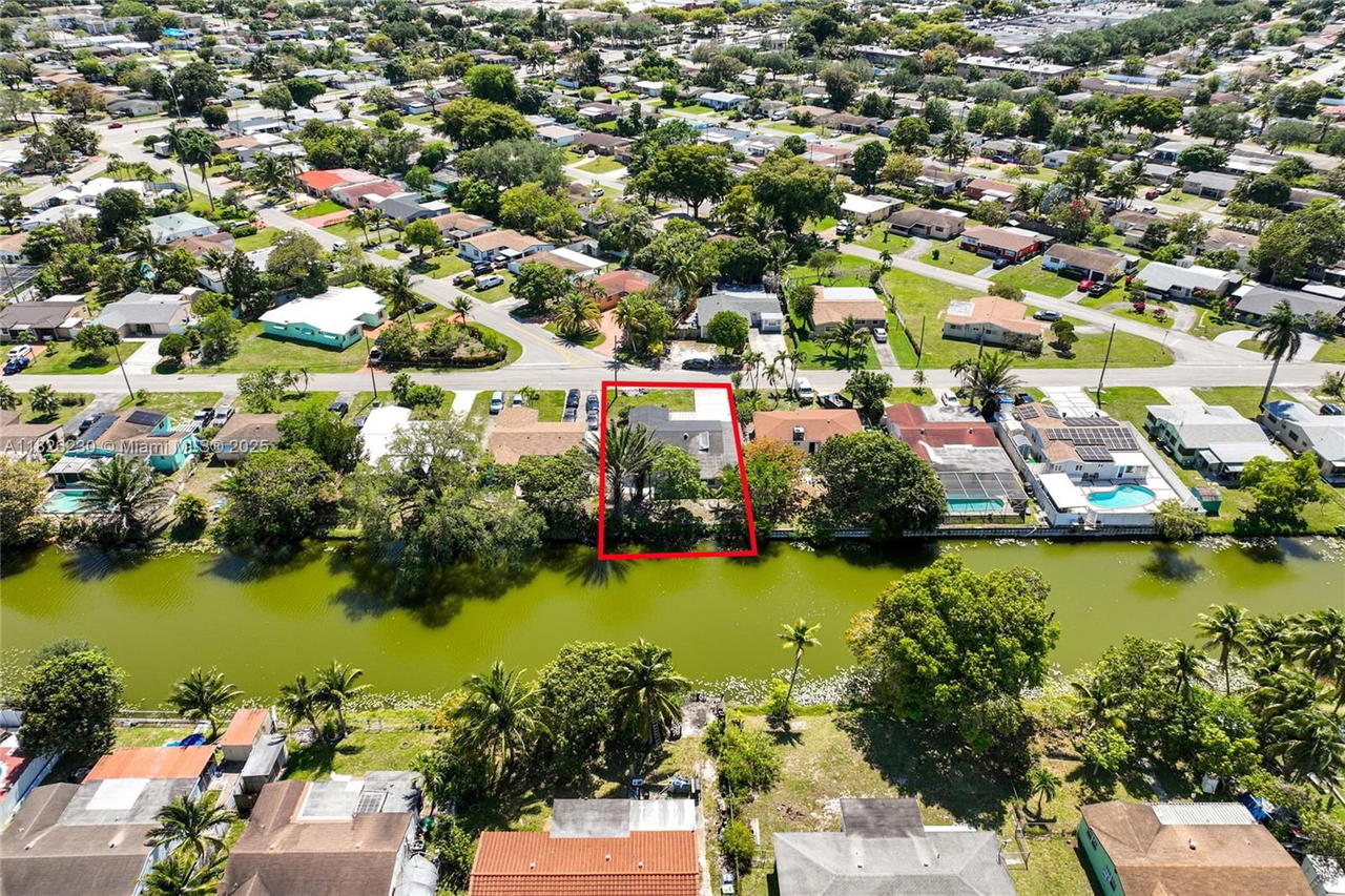 Real estate property located at 6737 27th Ct, Broward, Miramar Sec 3, Miramar, FL