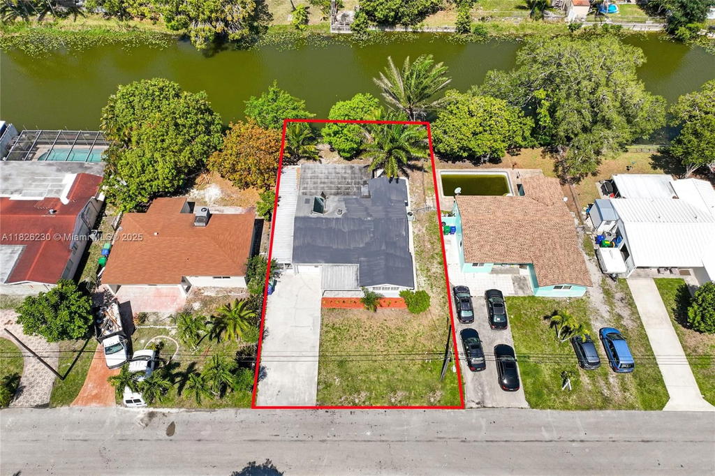 Real estate property located at 6737 27th Ct, Broward, Miramar Sec 3, Miramar, FL
