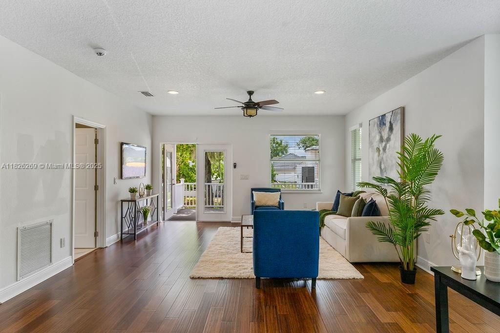 Real estate property located at 2607 Lafayette Ave, Orange, Winter Park Village, Winter Park, FL