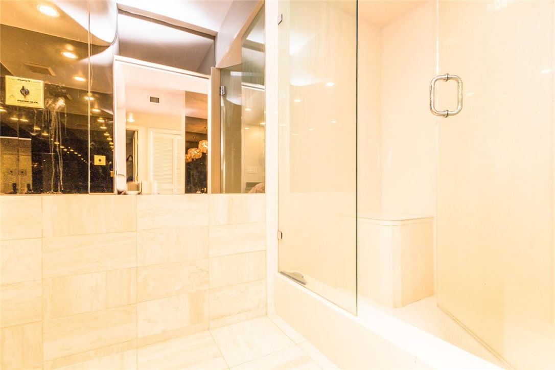 Real estate property located at 1621 Collins Ave #708, Miami-dade, The Georgian Condo, Miami Beach, FL