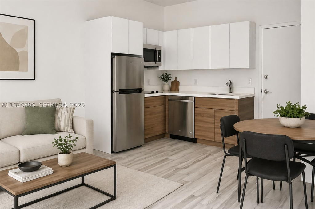 Real estate property located at 1560 Meridian Ave #206, Miami-dade, Lincoln Sub, Miami Beach, FL