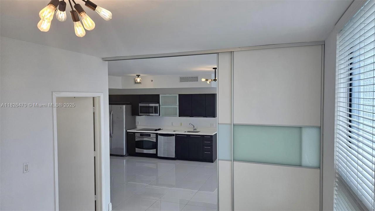 Real estate property located at 90 3rd St #4110, Miami-dade, Ivy Condo, Miami, FL