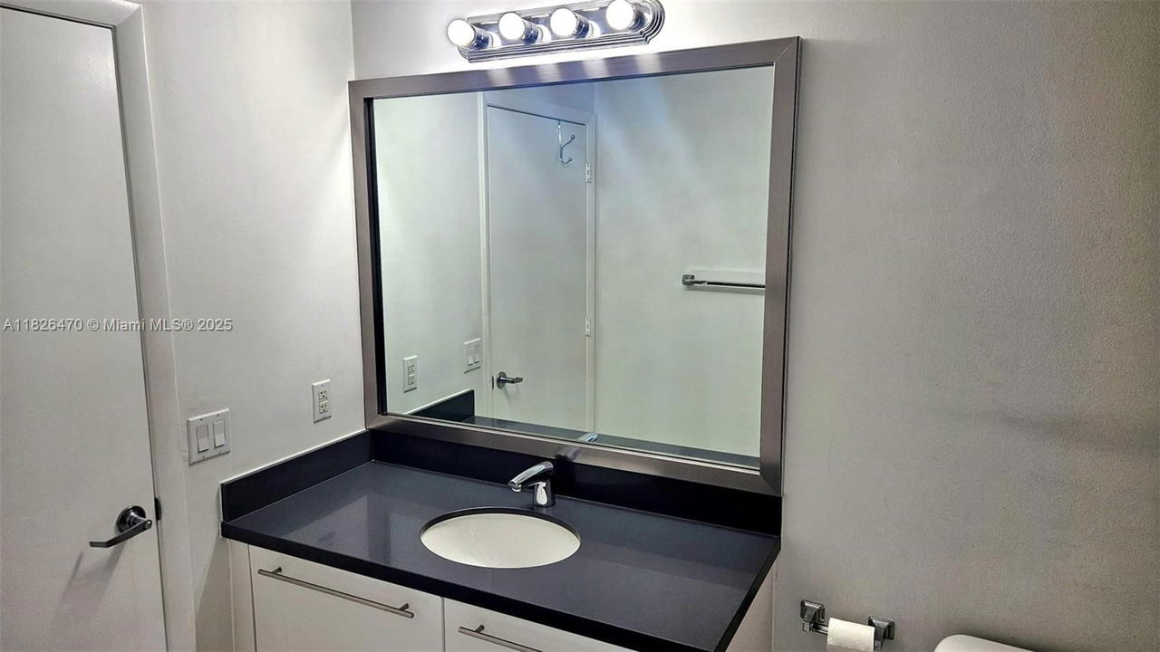 Real estate property located at 90 3rd St #4110, Miami-dade, Ivy Condo, Miami, FL