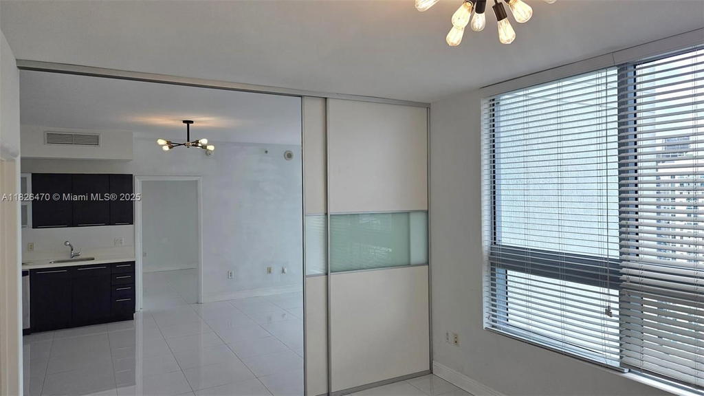 Real estate property located at 90 3rd St #4110, Miami-dade, Ivy Condo, Miami, FL