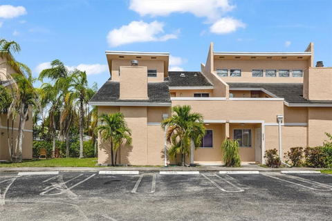 Real estate property located at 3931 Coral Springs Dr #26, Broward, Haylofts Of Coral Springs, Coral Springs, FL