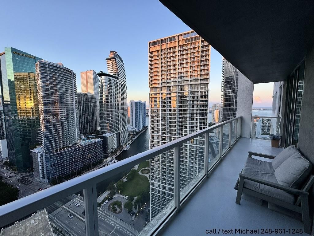 Real estate property located at 500 Brickell Ave #3803, Miami-dade, 500 Brickell East Condo, Miami, FL