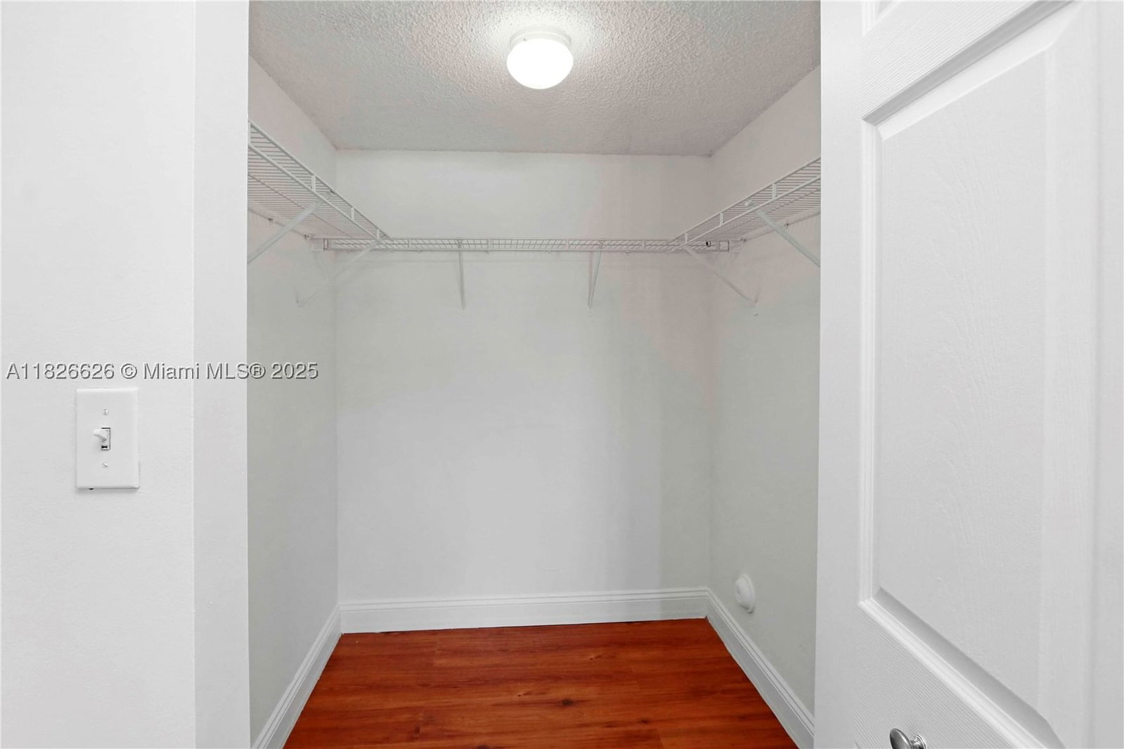 Real estate property located at 6416 131st Path #1709, Miami-dade, Lago Lindo Townvillas Con, Miami, FL
