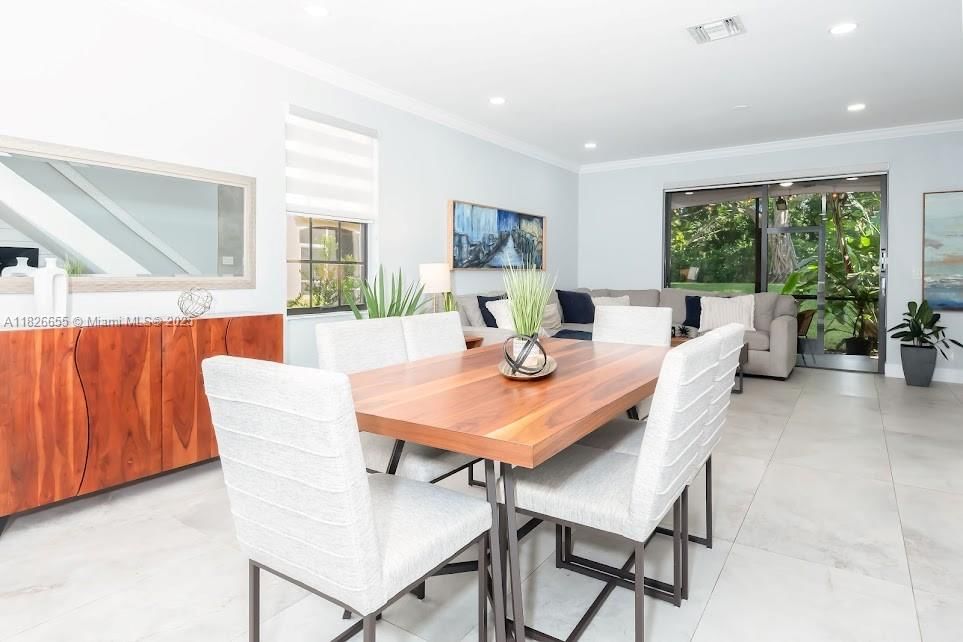 Real estate property located at 3891 Tree Top Dr, Broward, Sector 8 9 & 10 Plat(blks, Weston, FL