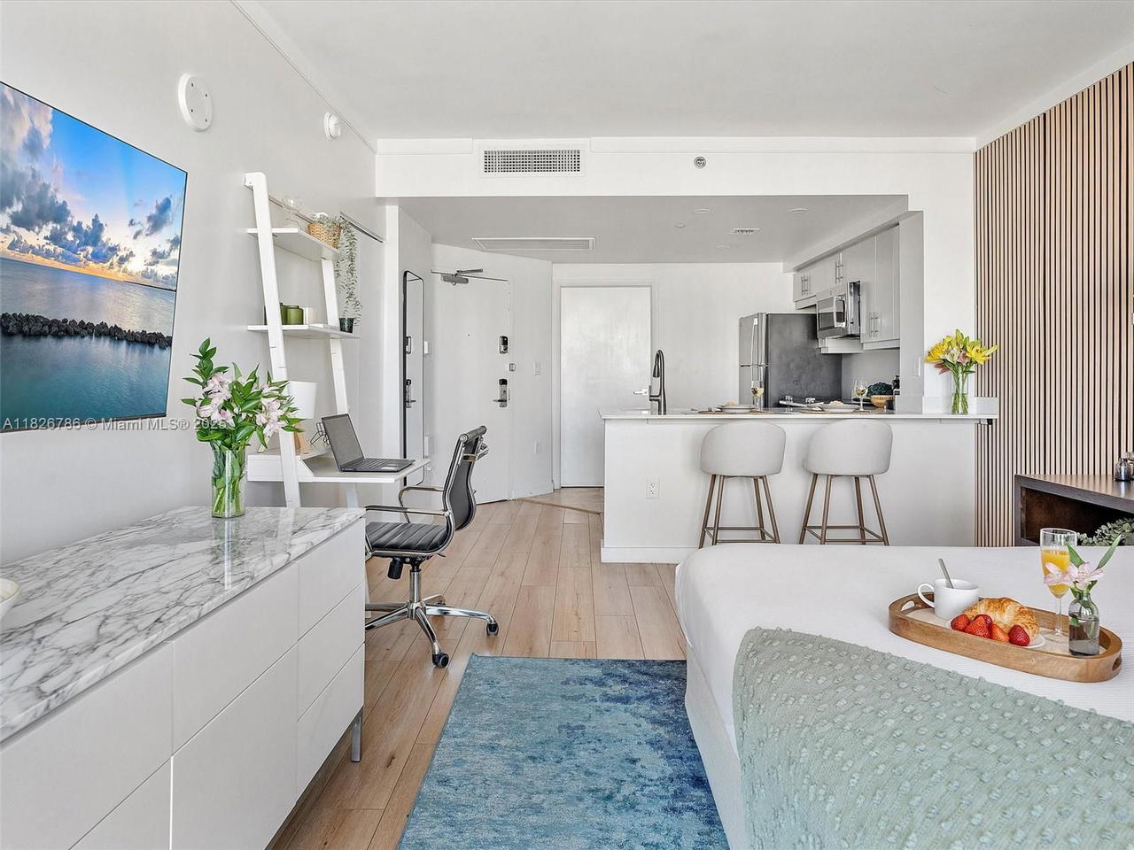 Real estate property located at 2889 Mcfarlane Rd #1908, Miami-dade, Mutiny Park Condo, Miami, FL