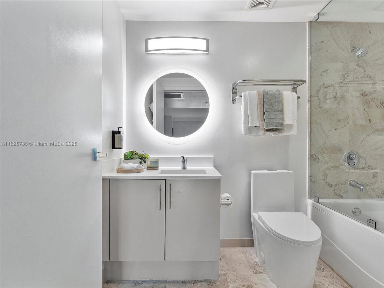 Real estate property located at 2889 Mcfarlane Rd #1908, Miami-dade, Mutiny Park Condo, Miami, FL