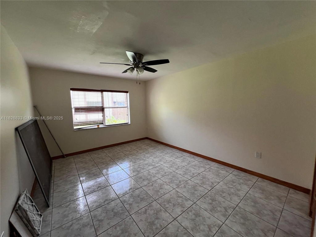 Real estate property located at 10511 108th Ave #181, Miami-dade, Kendallwood Villas Condo, Miami, FL
