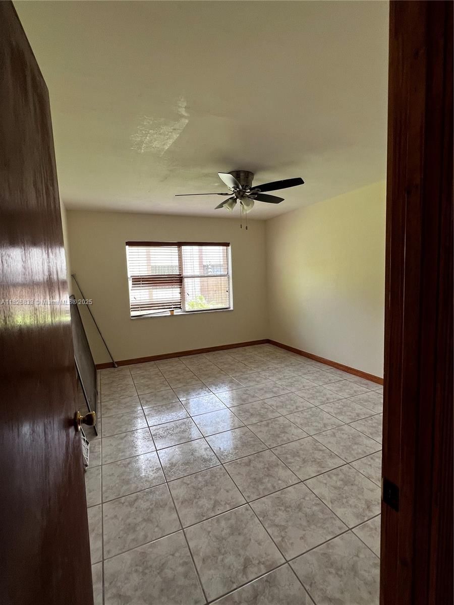 Real estate property located at 10511 108th Ave #181, Miami-dade, Kendallwood Villas Condo, Miami, FL