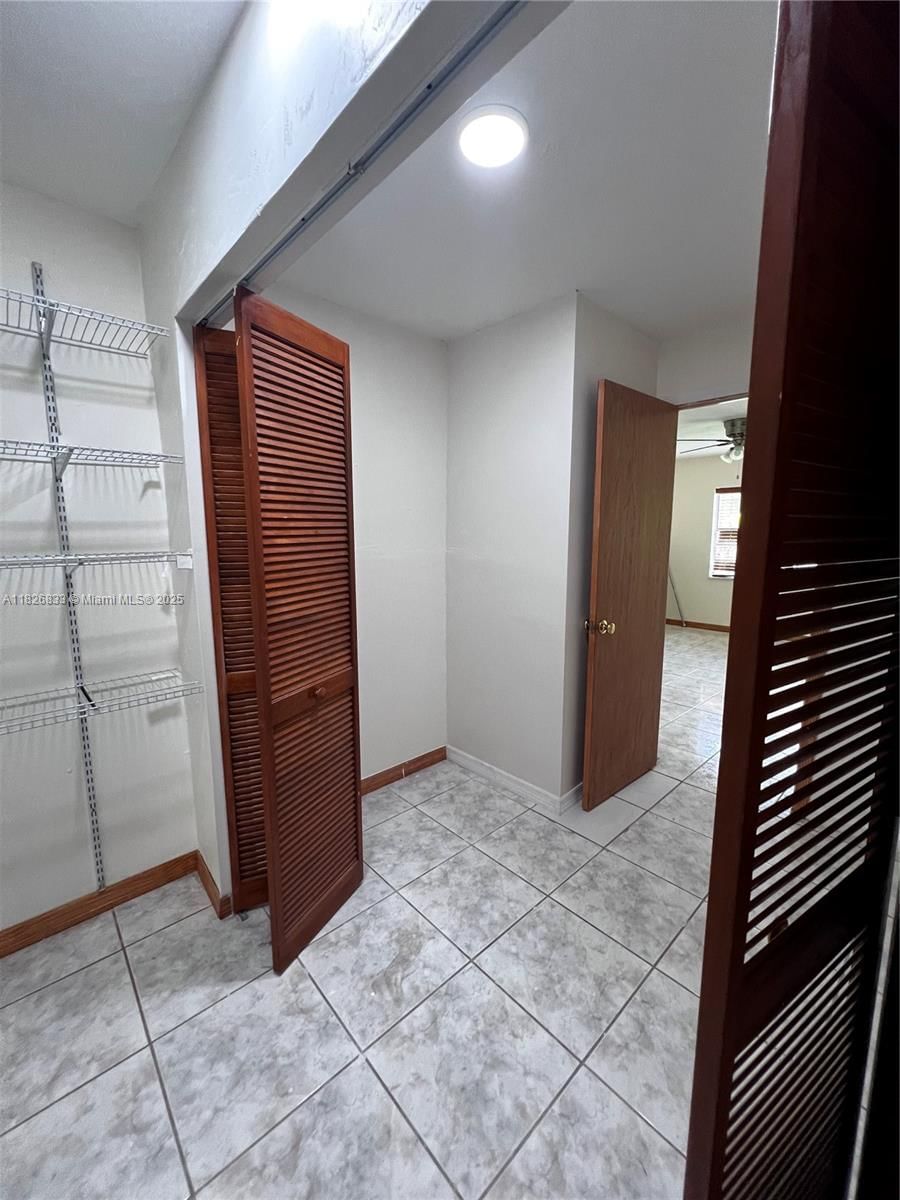 Real estate property located at 10511 108th Ave #181, Miami-dade, Kendallwood Villas Condo, Miami, FL