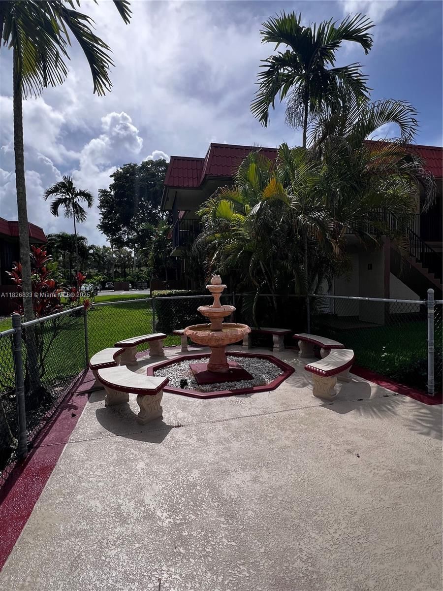Real estate property located at 10511 108th Ave #181, Miami-dade, Kendallwood Villas Condo, Miami, FL