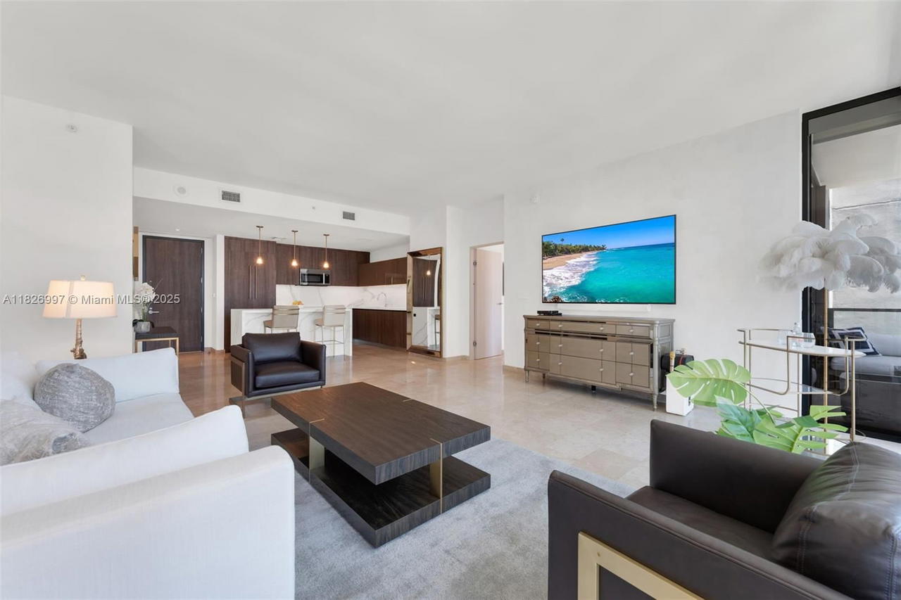 Real estate property located at 88 7th St #2107, Miami-dade, Rise Condo, Miami, FL
