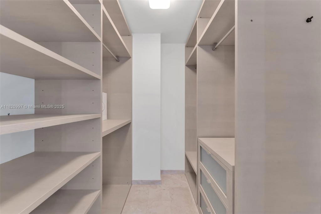 Real estate property located at 88 7th St #2107, Miami-dade, Rise Condo, Miami, FL